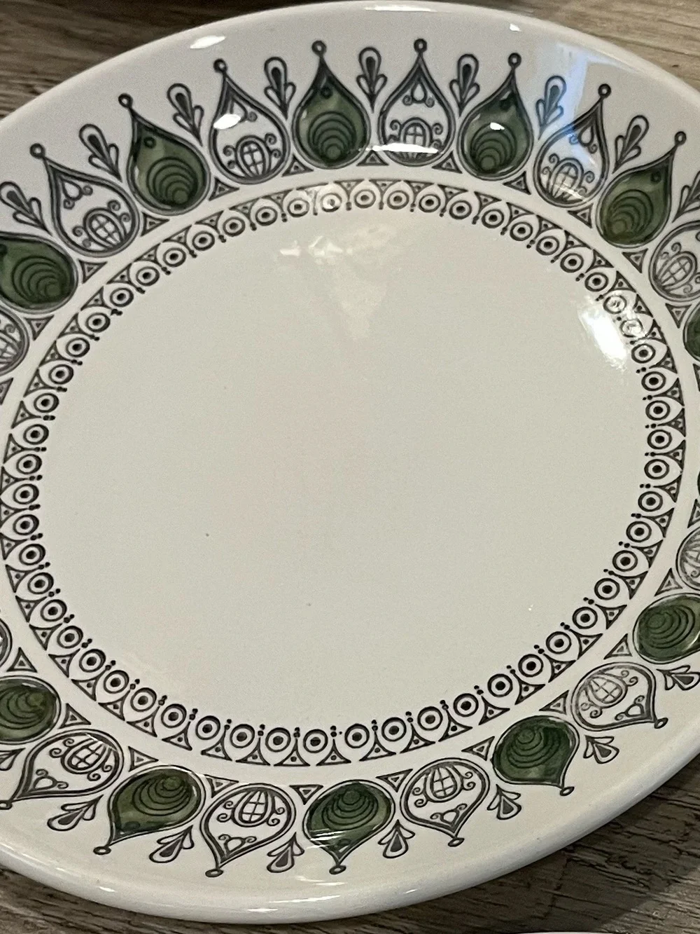 Vintage Biltons BIL48 ironstone 6.5” plates from Staffordshire set of 6